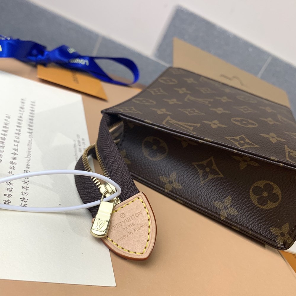 Louis Vuitton Bags M47544 19*15*6cm,Louis Vuitton Bags