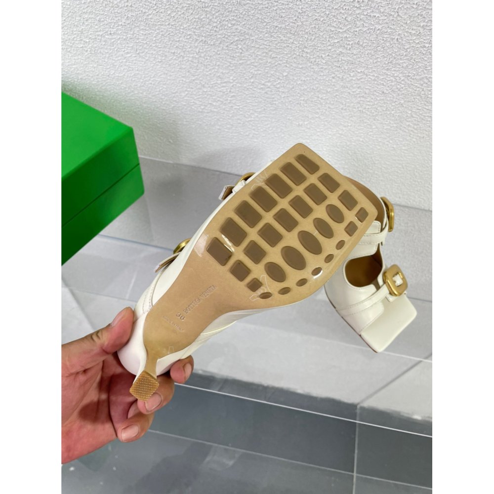 Cheap Reps Bottega Veneta Stretch Buckle Mules in White Calfskin