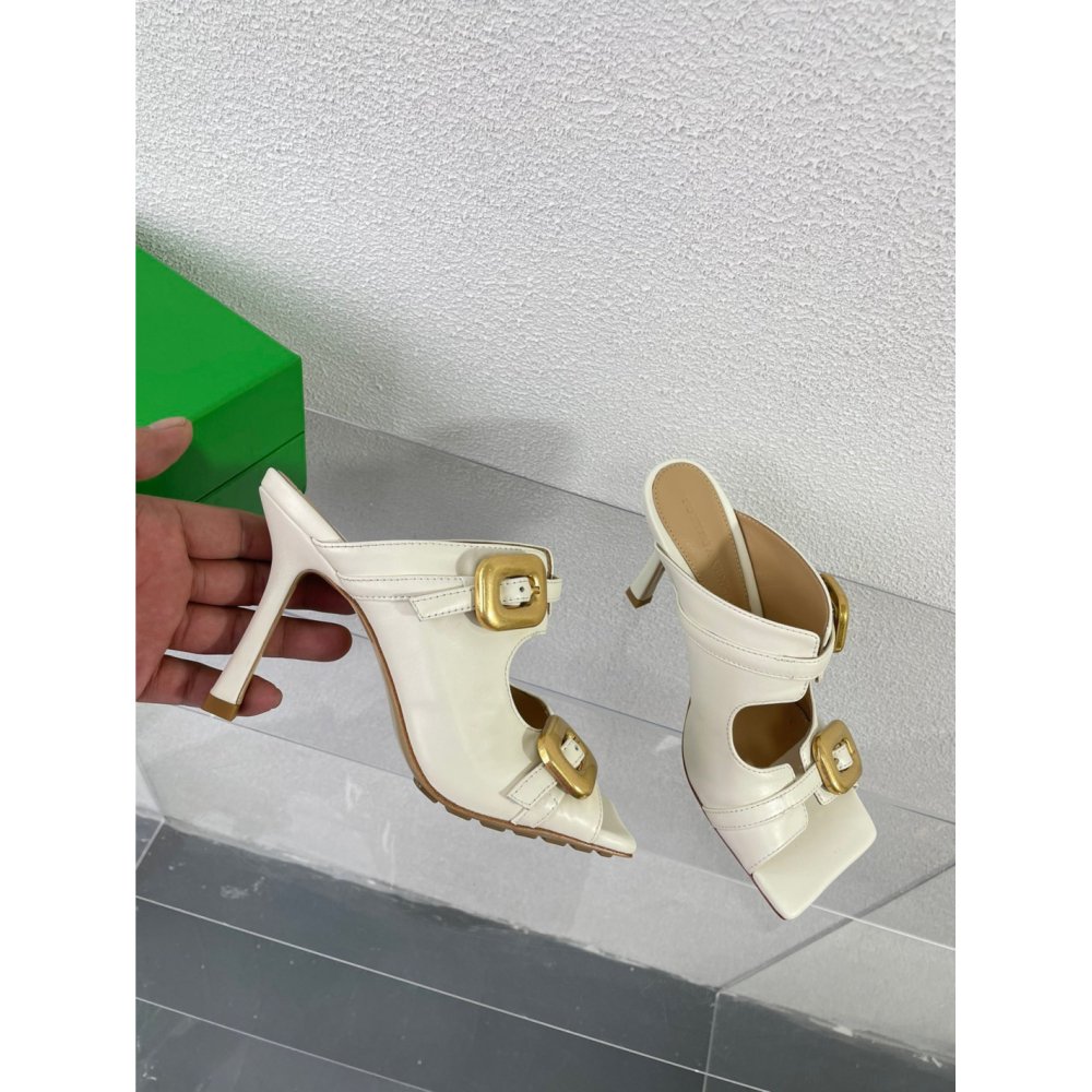 Cheap Reps Bottega Veneta Stretch Buckle Mules in White Calfskin