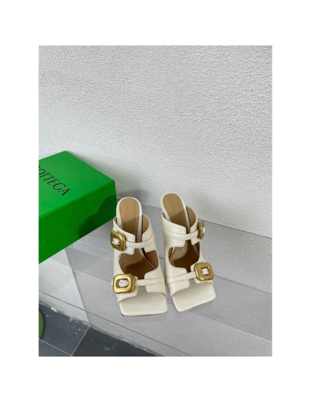 Cheap Reps Bottega Veneta Stretch Buckle Mules in White Calfskin