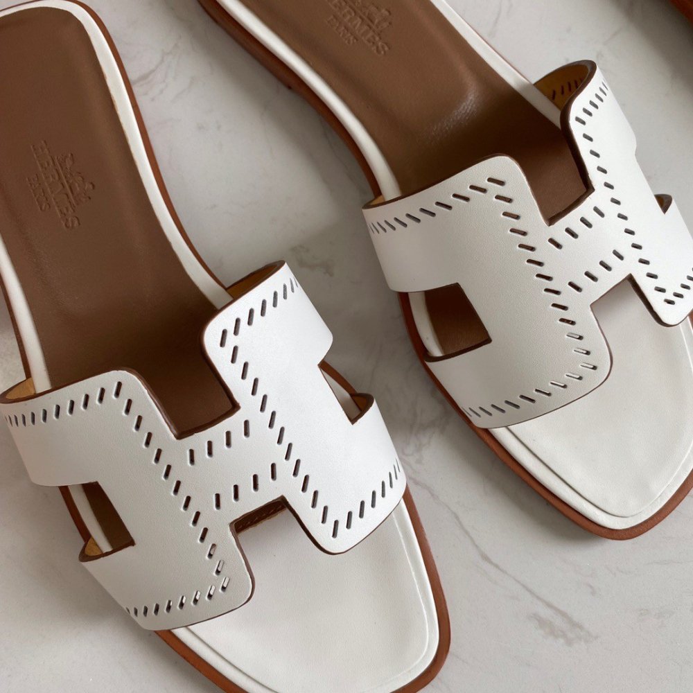 Cheap Reps Hermes Oran Slide Sandals In White Swift Perforated Calfskin