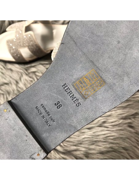 Cheap Reps Hermes Oran Slide Sandals In White Suede With Crystal