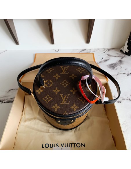 Louis Vuitton Bags M43986 15x17x15cm,Louis Vuitton Bags