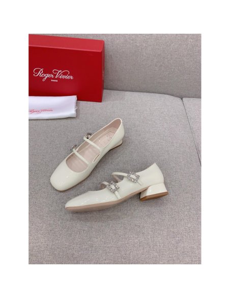 Cheap Reps Roger Vivier Tres Vivier Strass Buckle Mini Babies Ballerinas in White Patent Leather