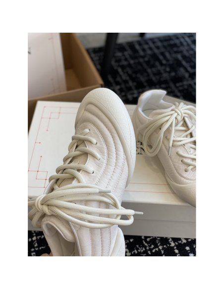Cheap Reps Alexander McQueen Womens Flexion Sneakers in White Leather