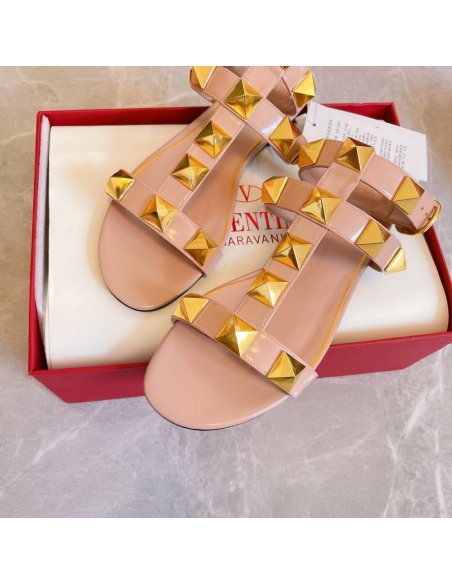 Cheap Reps Valentino Roman Stud Flat Sandals In Rose Cannelle Calfskin