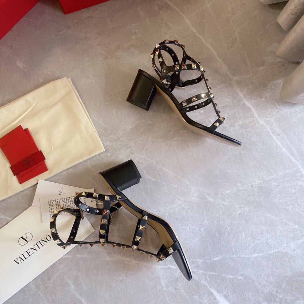 Cheap Reps Valentino Rockstud Ankle Strap Sandals 60mm In Black Calfskin