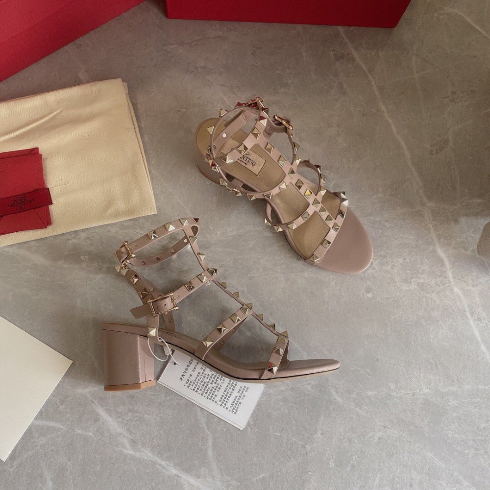 Cheap Reps Valentino Rockstud Ankle Strap Sandals 60mm In Poudre Calfskin