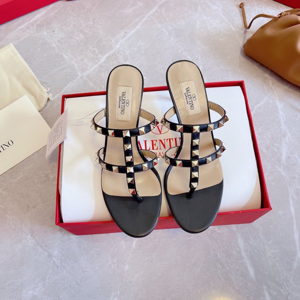 Cheap Reps Valentino Rockstud Flip Flop Sandals 50mm In Black Calfskin