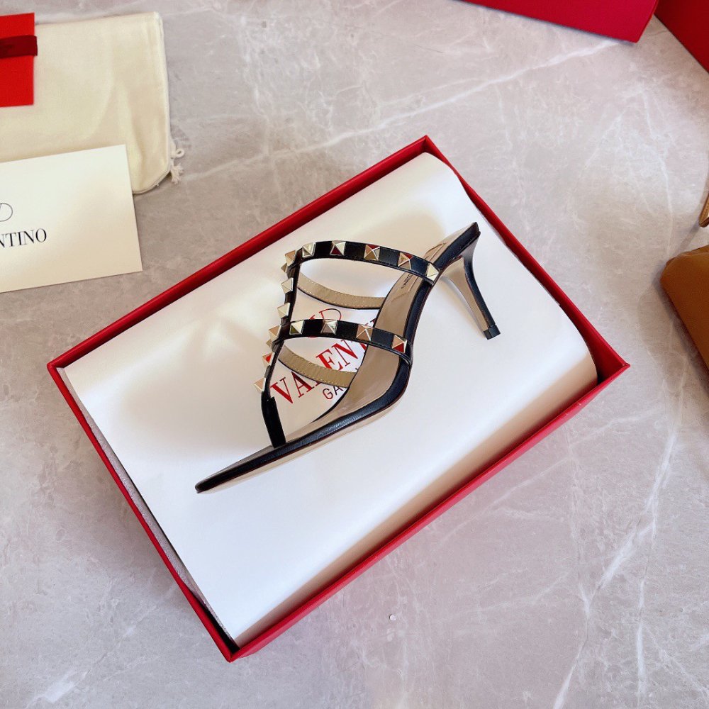 Cheap Reps Valentino Rockstud Flip Flop Sandals 50mm In Black Calfskin
