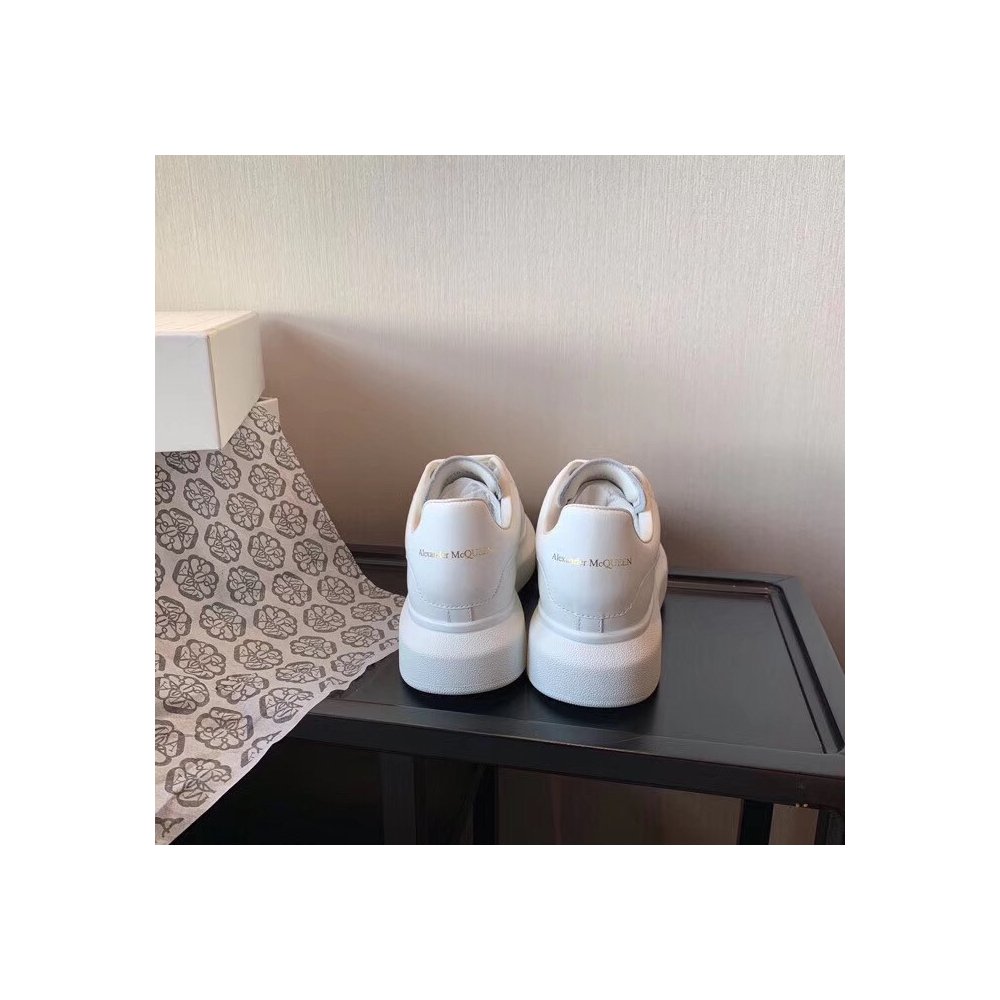 Cheap Reps Alexander McQueen Womens White Oversized Sneakers