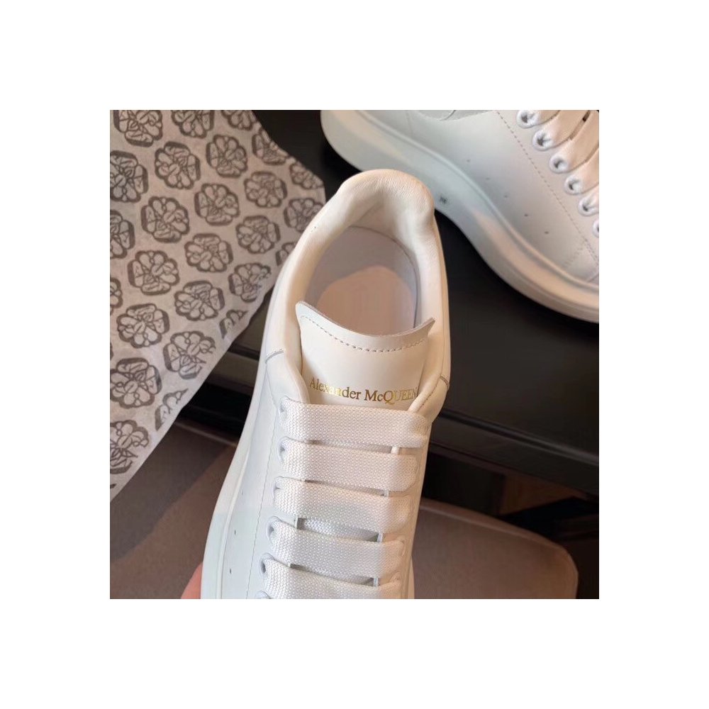 Cheap Reps Alexander McQueen Womens White Oversized Sneakers