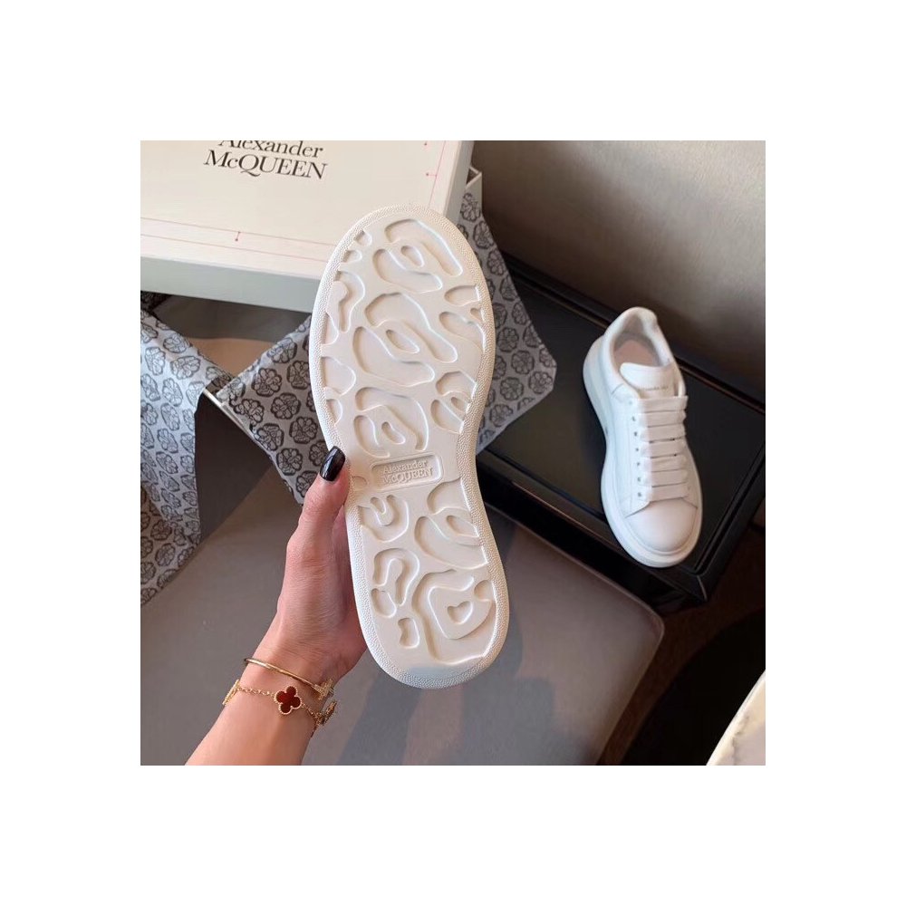 Cheap Reps Alexander McQueen Womens White Oversized Sneakers