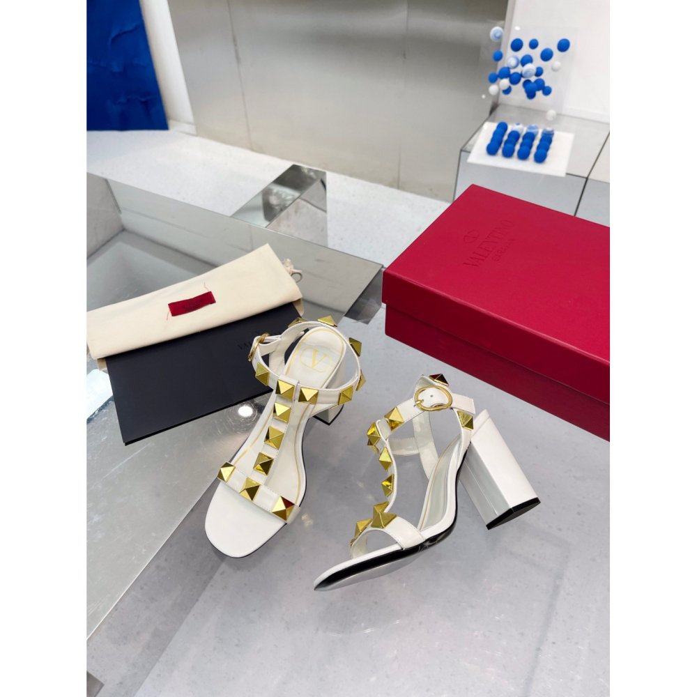 Cheap Reps Valentino Roman Stud Sandals 90mm In White Calfskin