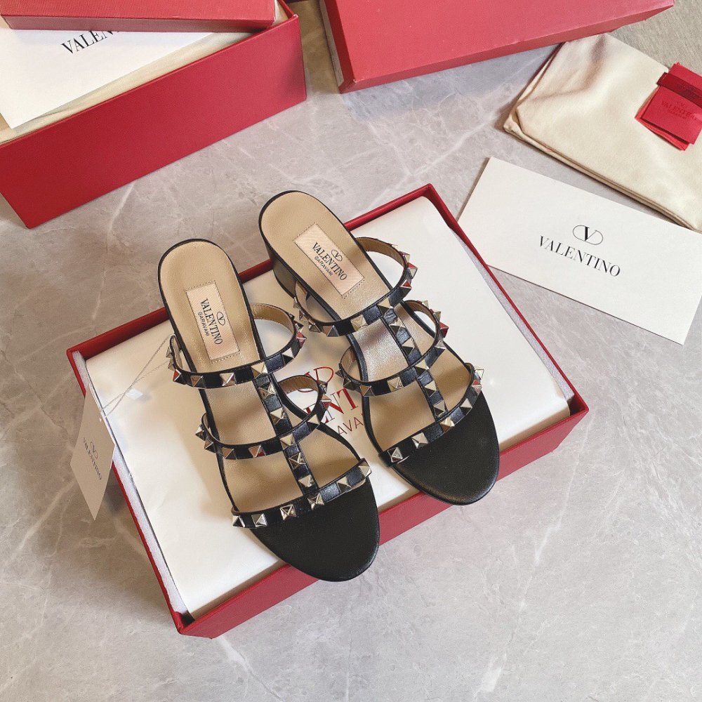 Cheap Reps Valentino Rockstud Slide Sandals 60mm In Black Calfskin