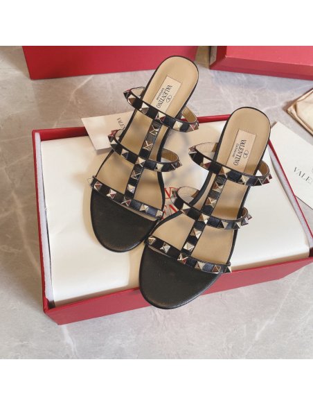 Cheap Reps Valentino Rockstud Slide Sandals 60mm In Black Calfskin
