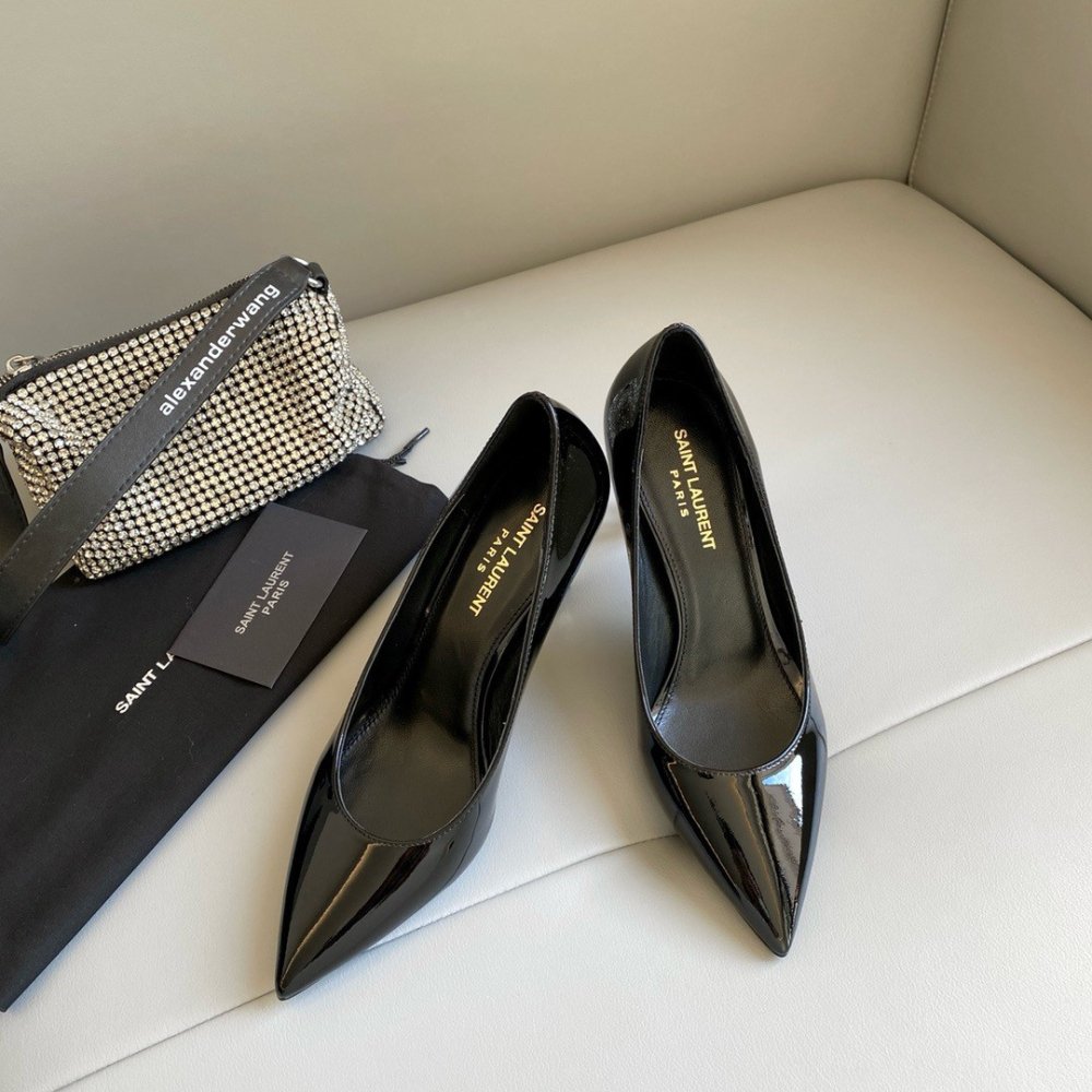 Cheap Reps Saint Laurent Opyum Pumps 85mm In Patent Leather with Gold Heel