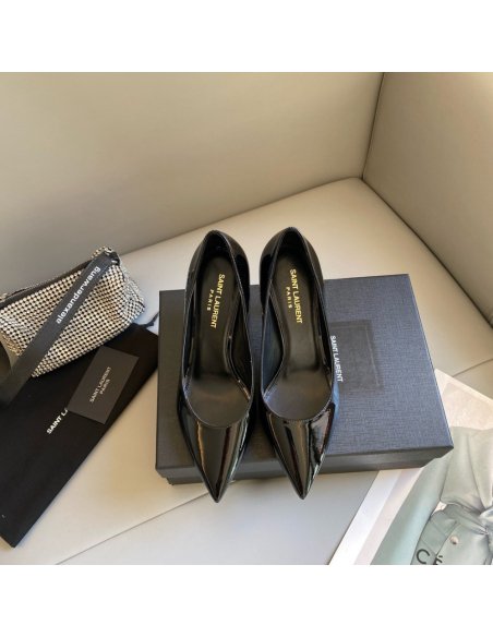 Cheap Reps Saint Laurent Opyum Pumps 85mm In Patent Leather with Gold Heel