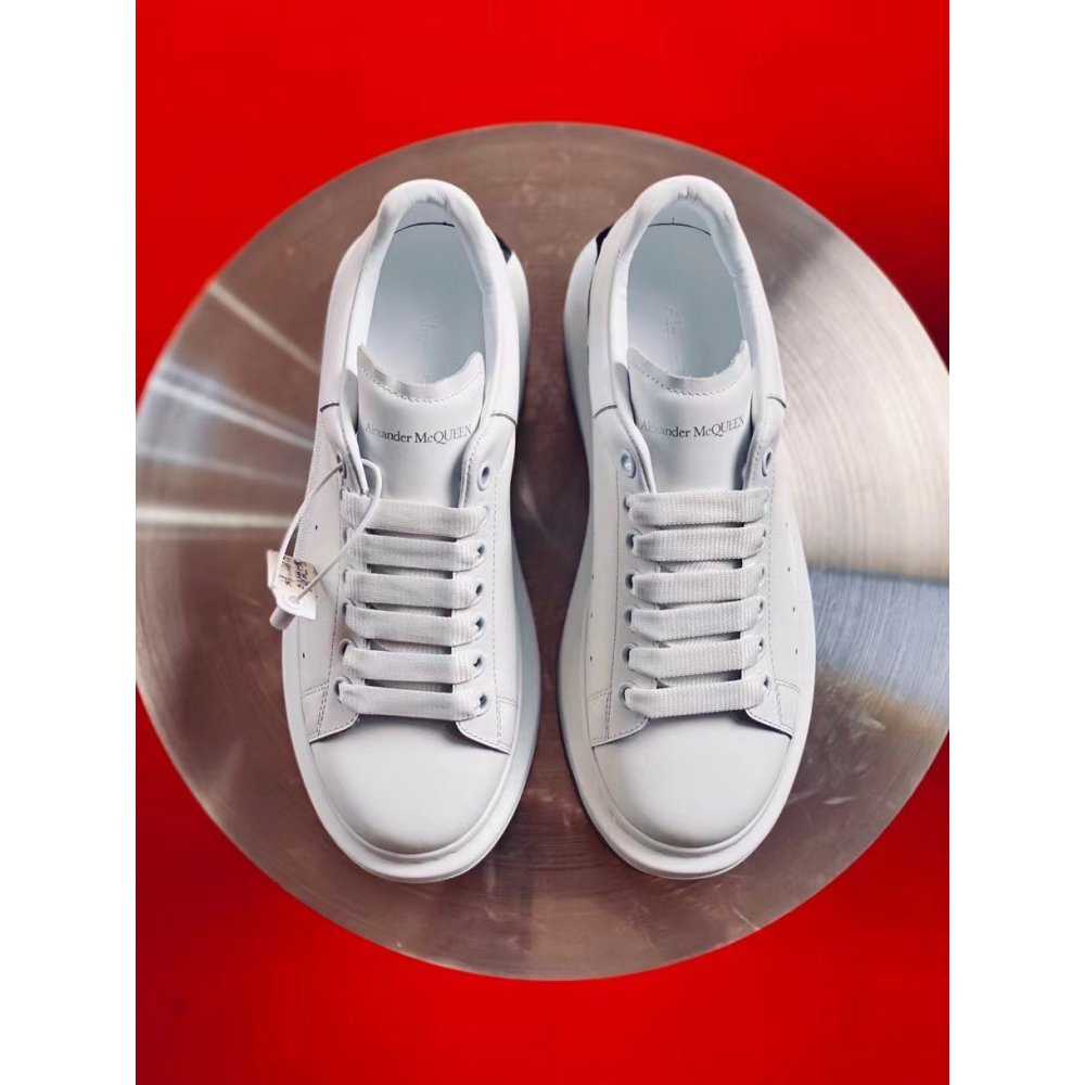 Cheap Reps Alexander McQueen Womens Oversized Sneakers With Drop Heel