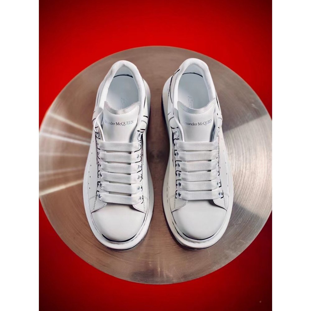 Cheap Reps Alexander McQueen Womens Oversized Sneakers With Black Printed