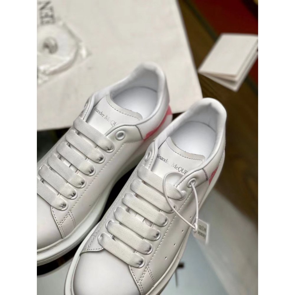 Cheap Reps Alexander McQueen Womens Oversized Sneakers With Pink Drop Hee