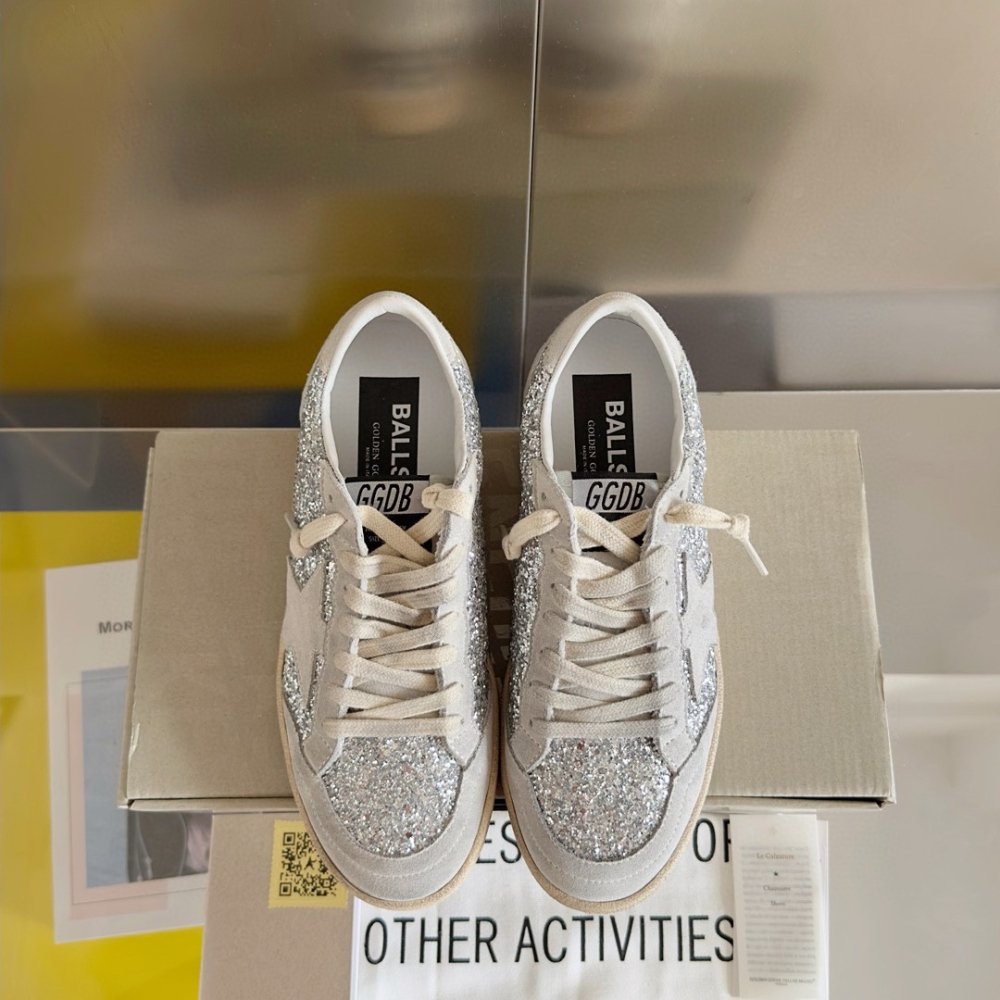 Cheap Reps Golden Goose Womens Ball Star Sneakers in Silver Glitter and Suede