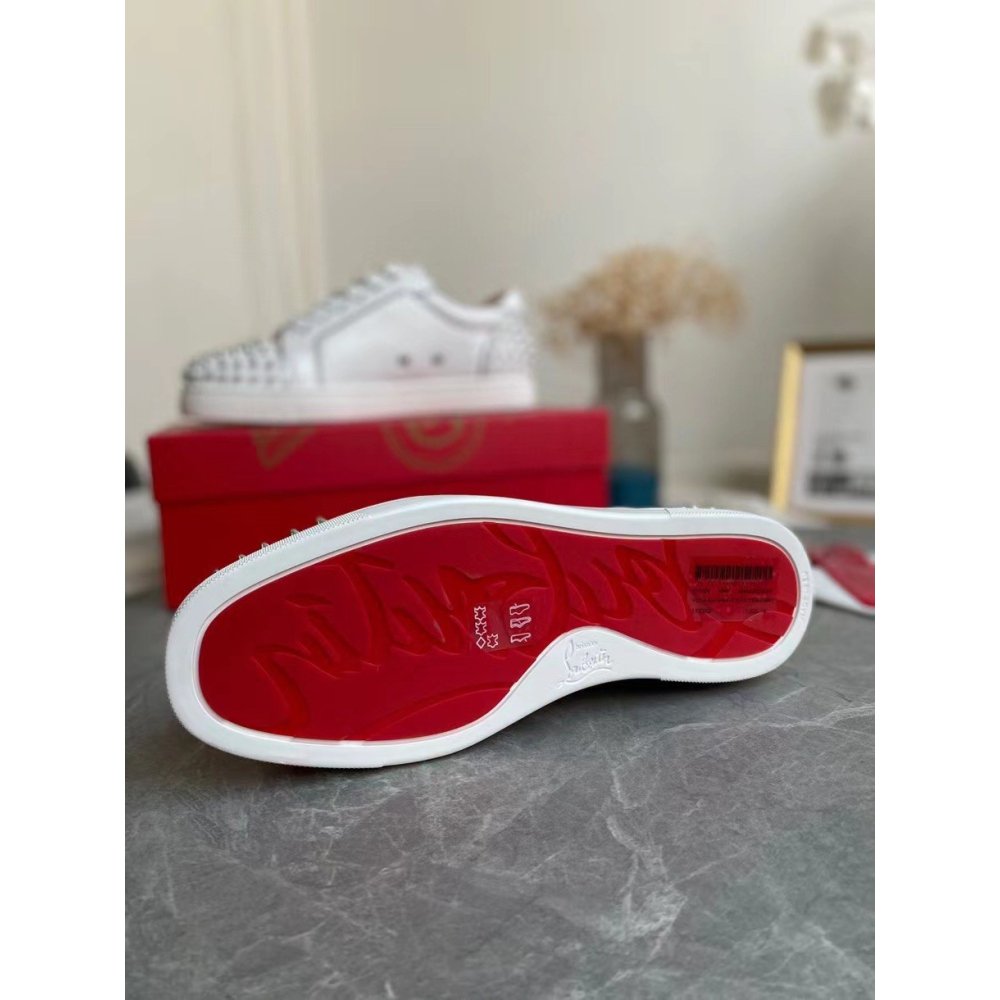 Cheap Reps Christian Louboutin Womens Vieira 2 Flat Sneakers In White Calfskin