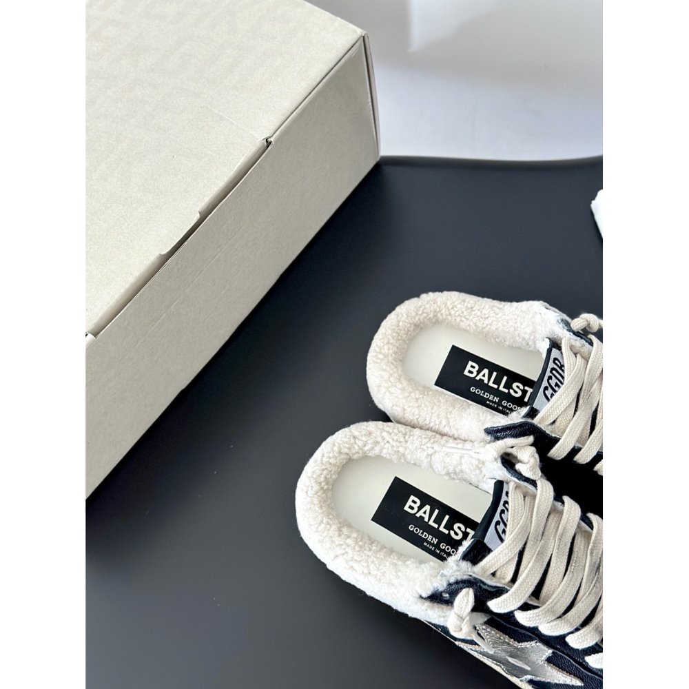 Cheap Reps Golden Goose Womens Black Ball Star Sabots with Shearling Lining