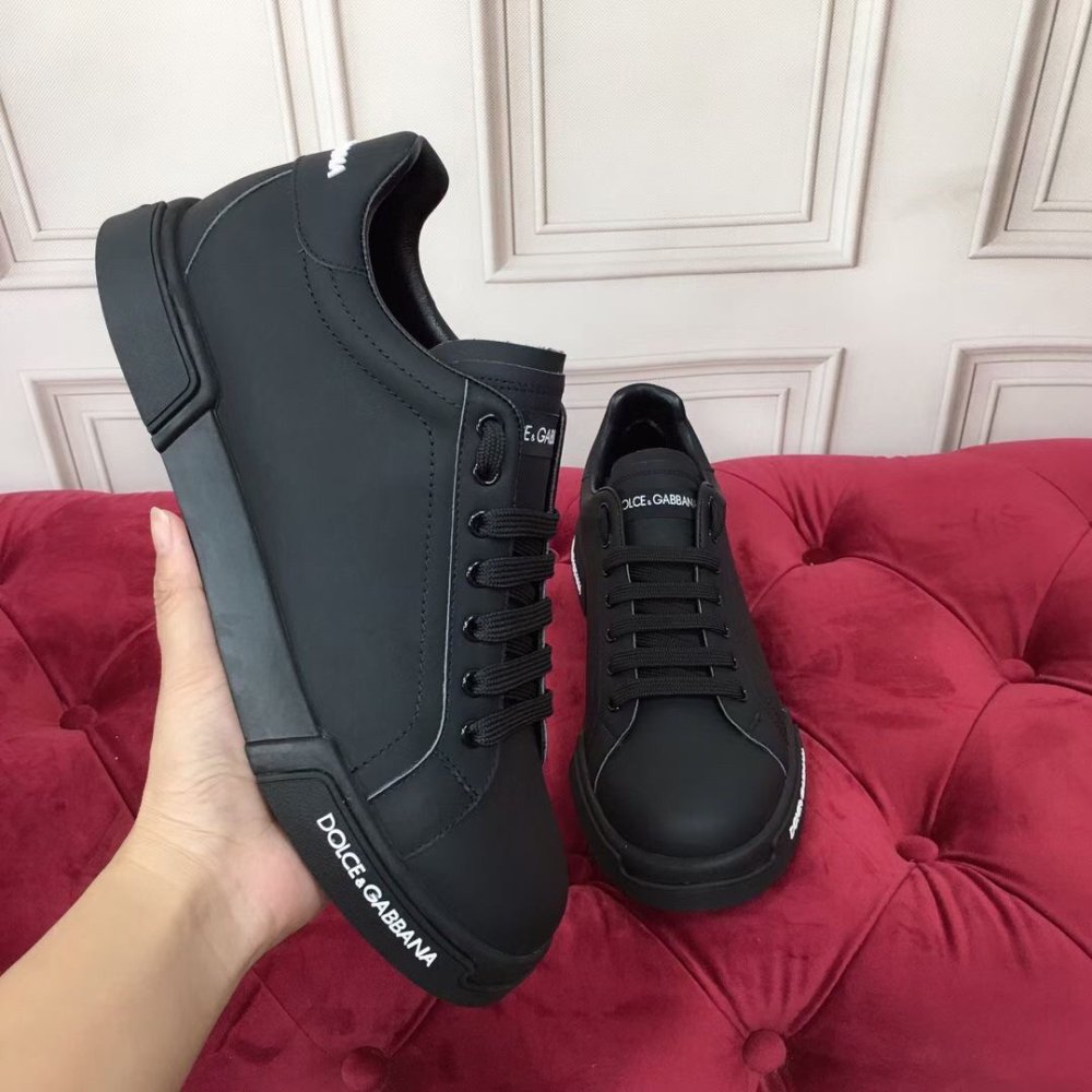Cheap Reps Dolce Gabbana Womens Portofino Sneakers In Black Leather