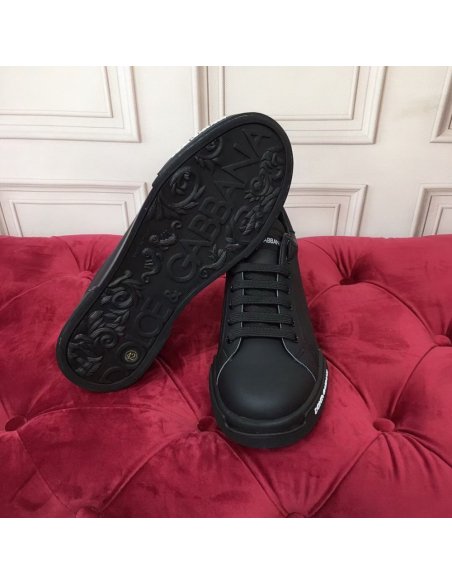 Cheap Reps Dolce Gabbana Womens Portofino Sneakers In Black Leather
