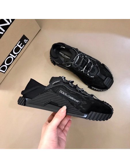 Cheap Reps Dolce Gabbana Womens NS1 Slip-on Sneakers Black