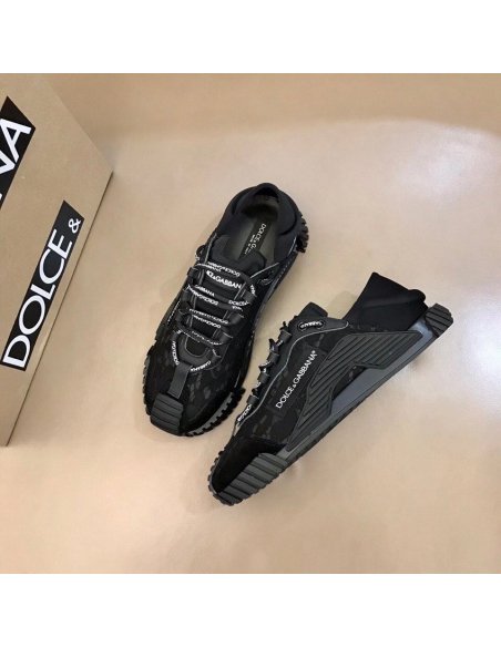 Cheap Reps Dolce Gabbana Womens NS1 Slip-on Sneakers Black