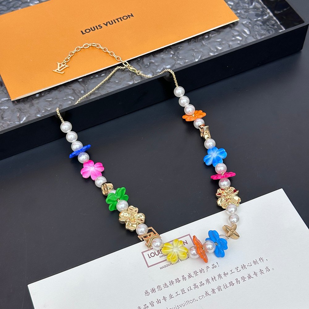 Louis Vuitton Surfin Flower Necklaces M01863,Louis Vuitton Jewelry