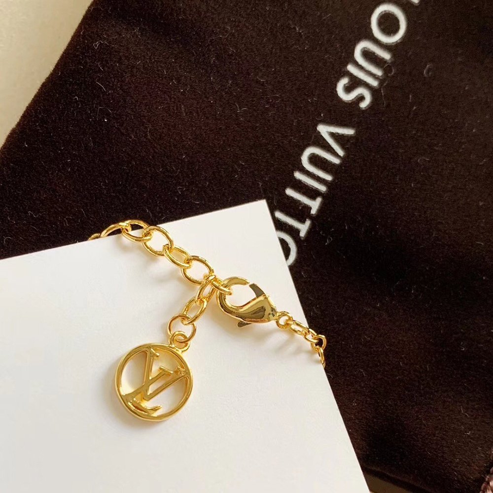 Louis Vuitton Essential V Perle bracelet DF620946,Louis Vuitton Jewelry