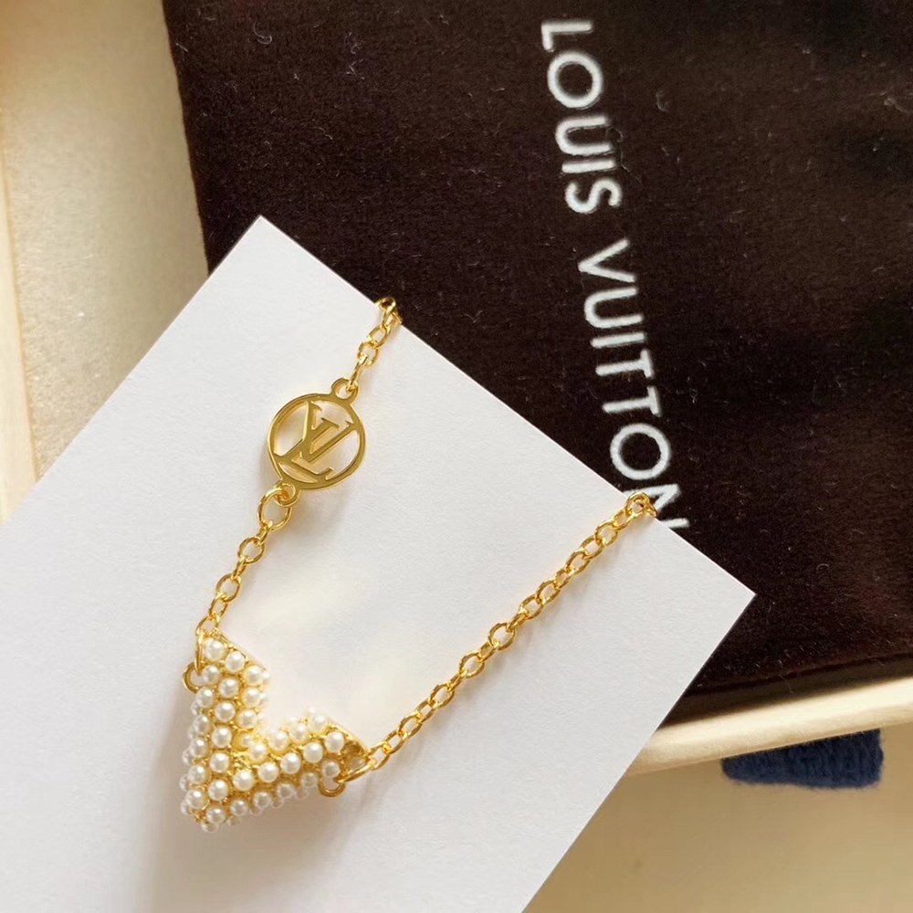 Louis Vuitton Essential V Perle bracelet DF620946,Louis Vuitton Jewelry
