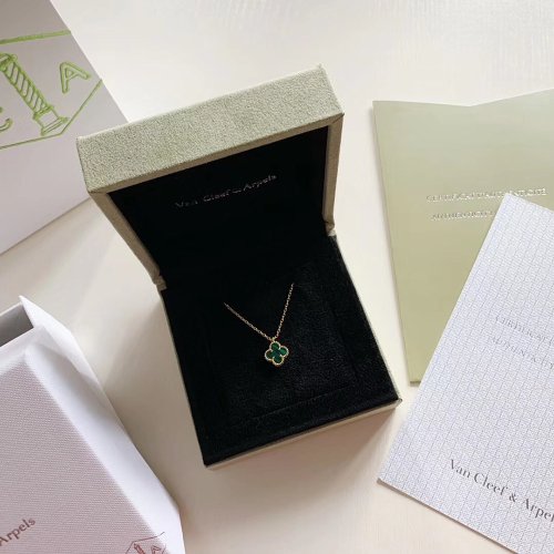 Van Cleef &amp; Arpels Jewelry Necklaces DF605985,Van Cleef &amp; Arpels Jewelry