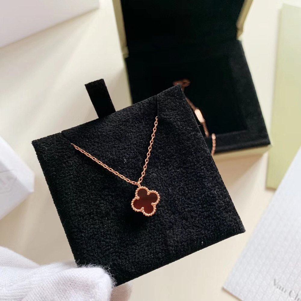 Van Cleef &amp; Arpels Necklaces,Van Cleef &amp; Arpels Jewelry