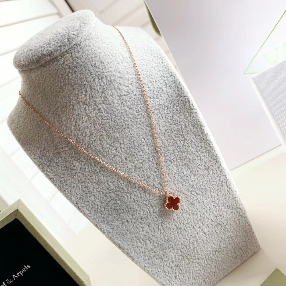 Van Cleef &amp; Arpels Necklaces,Van Cleef &amp; Arpels Jewelry