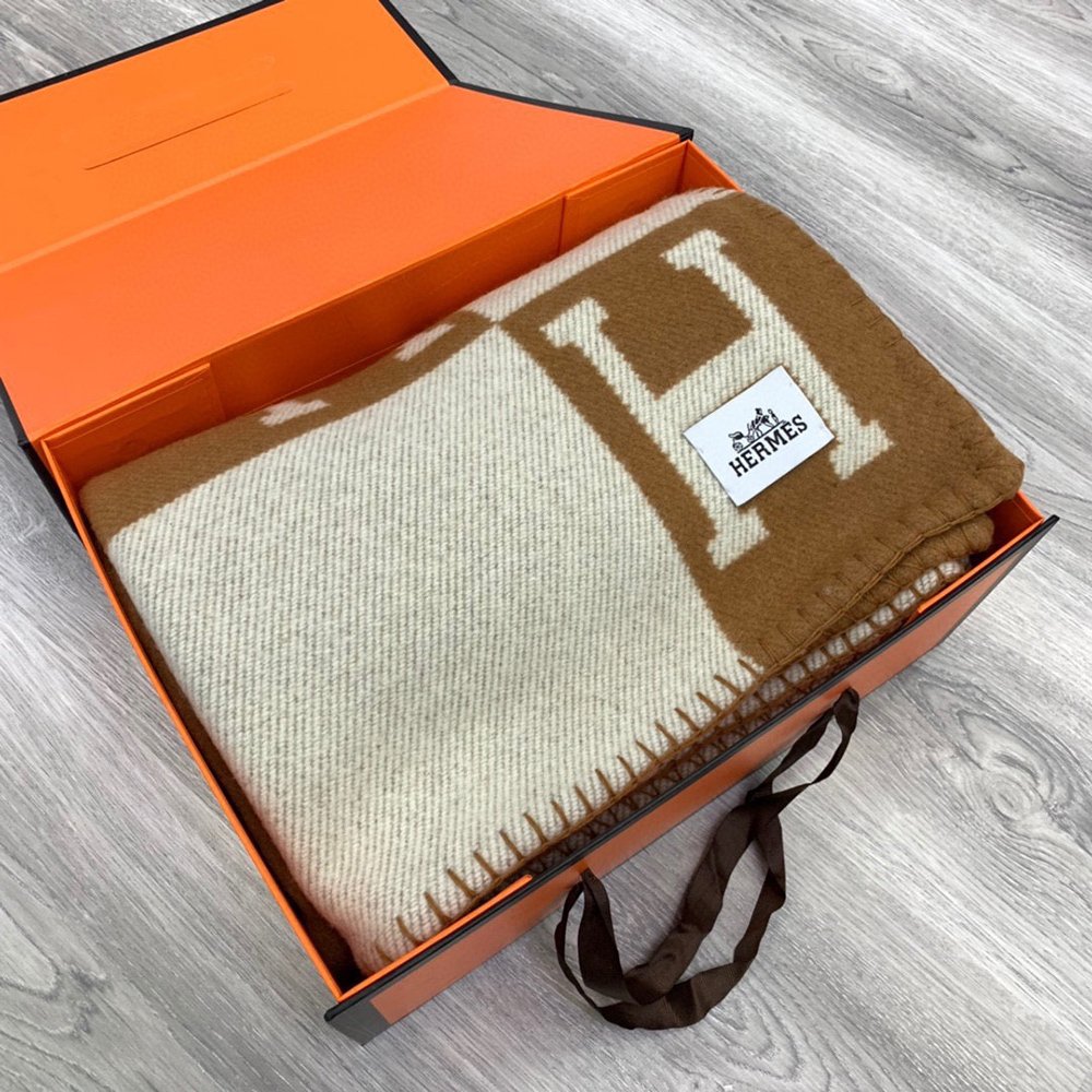 Hermes blanket H102668M 135*170cm,HERMES SCARFS