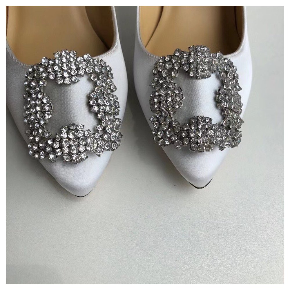 Cheap Reps Manolo Blahnik Hangisi 70 Pumps In White Satin