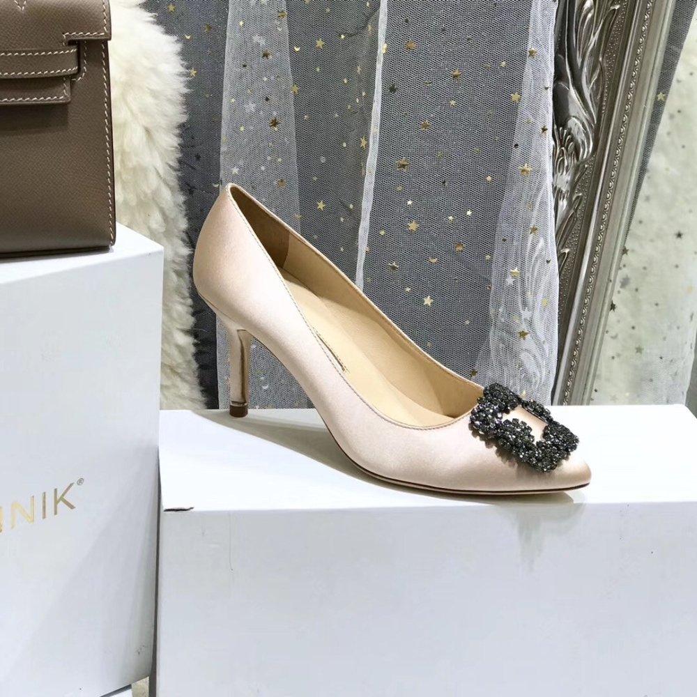 Cheap Reps Manolo Blahnik Hangisi 70 Pumps In Champagne Satin