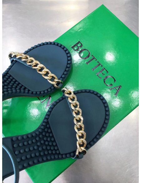 Cheap Reps Bottega Veneta Dot Sandals with Chain Straps In Inkwell Lambskin