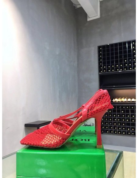 Cheap Reps Bottega Veneta Stretch Sandals In Red Mesh