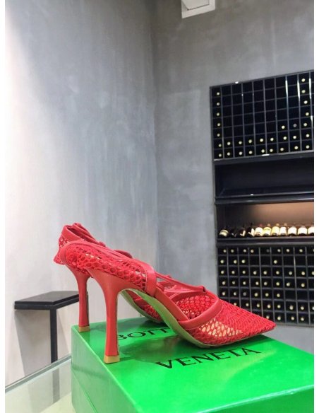 Cheap Reps Bottega Veneta Stretch Sandals In Red Mesh