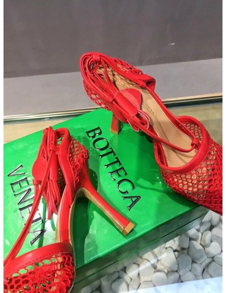 Cheap Reps Bottega Veneta Stretch Sandals In Red Mesh
