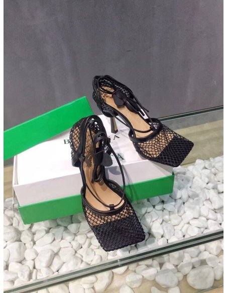 Cheap Reps Bottega Veneta Stretch Sandals In Black Mesh