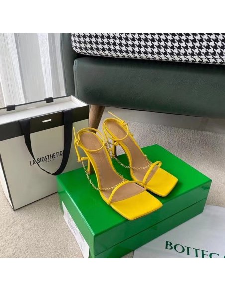 Cheap Reps Bottega Veneta Stretch Chain Sandals In Yellow Lambskin