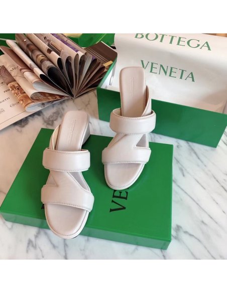 Cheap Reps Bottega Veneta Band Sandals 55MM In White Calfskin