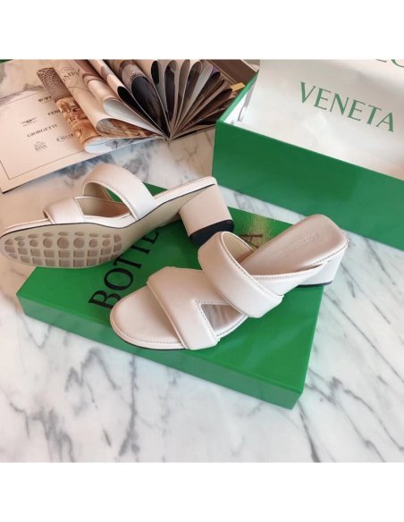 Cheap Reps Bottega Veneta Band Sandals 55MM In White Calfskin