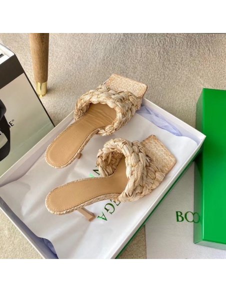 Cheap Reps Bottega Veneta Stretch Sandals In Beige Intrecciato Raffia